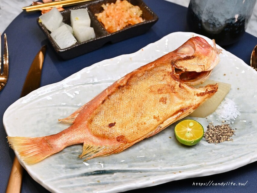 台中市東區明水然·樂 無菜單鐵板燒｜台北一位難求無菜單鐵板燒名店，中台灣首店在這裡～