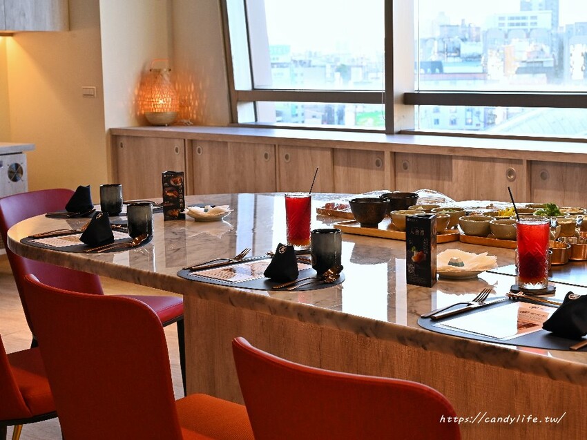 台中市東區明水然·樂 無菜單鐵板燒｜台北一位難求無菜單鐵板燒名店，中台灣首店在這裡～