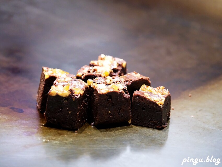 台中市東區明水然・樂 ｜台灣連續兩年最難訂位的無菜單鐵板燒冠軍名店 Google 評論4.8高分，幾乎零負評無菜單鐵板燒