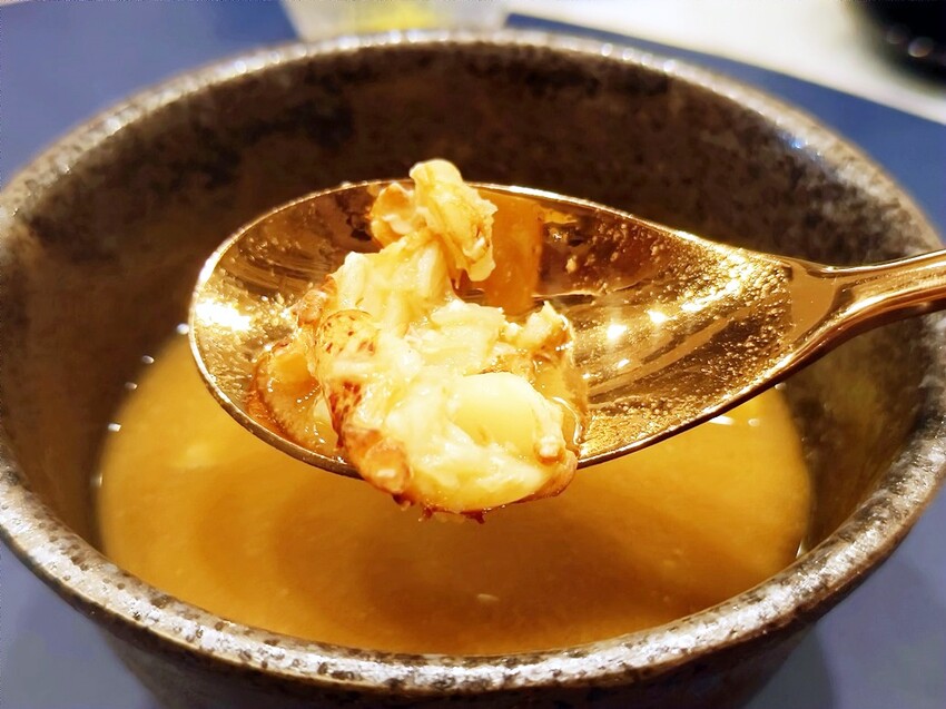 台中市東區明水然・樂 ｜台灣連續兩年最難訂位的無菜單鐵板燒冠軍名店 Google 評論4.8高分，幾乎零負評無菜單鐵板燒