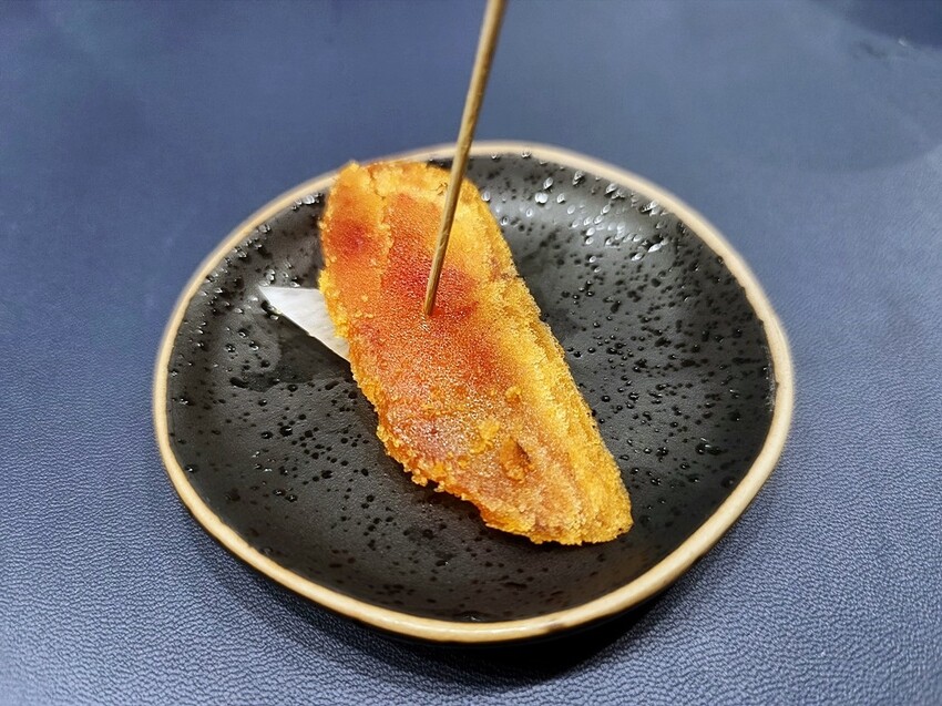 台中市東區明水然・樂 ｜台灣連續兩年最難訂位的無菜單鐵板燒冠軍名店 Google 評論4.8高分，幾乎零負評無菜單鐵板燒