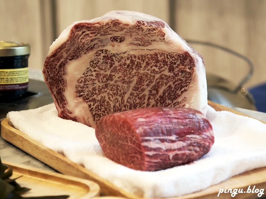 台中市東區明水然・樂 ｜台灣連續兩年最難訂位的無菜單鐵板燒冠軍名店 Google 評論4.8高分，幾乎零負評無菜單鐵板燒