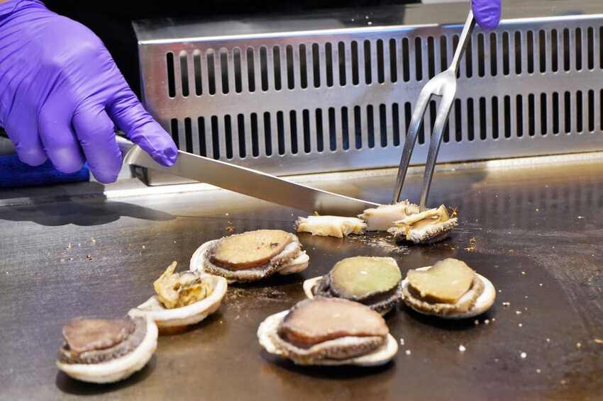 台中市東區台北一位難求無菜單鐵板燒名店，中台灣首店就在這，沒有預約吃不到！