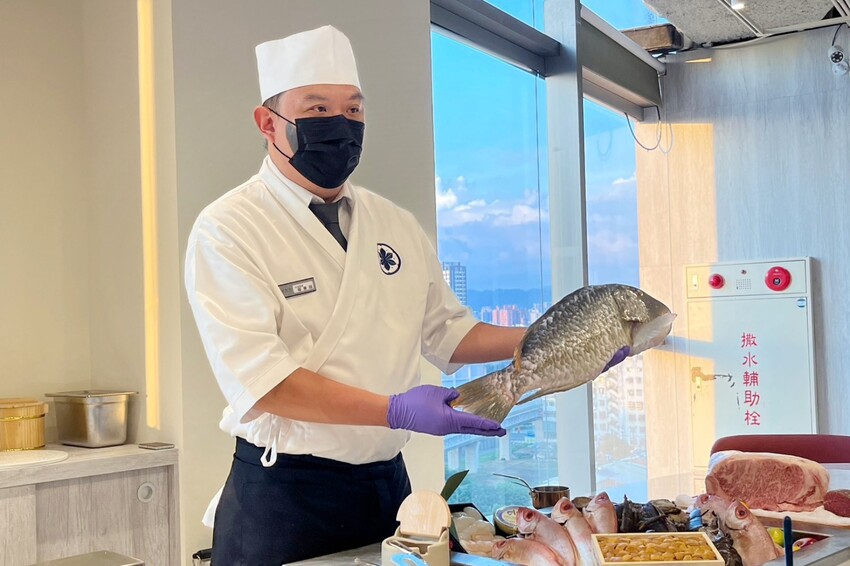 台中市東區台北一位難求無菜單鐵板燒名店，中台灣首店就在這，沒有預約吃不到！