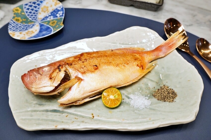 台中市東區台北一位難求無菜單鐵板燒名店，中台灣首店就在這，沒有預約吃不到！