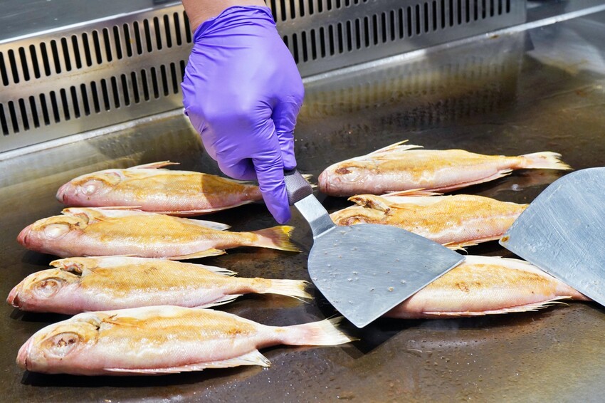 台中市東區台北一位難求無菜單鐵板燒名店，中台灣首店就在這，沒有預約吃不到！