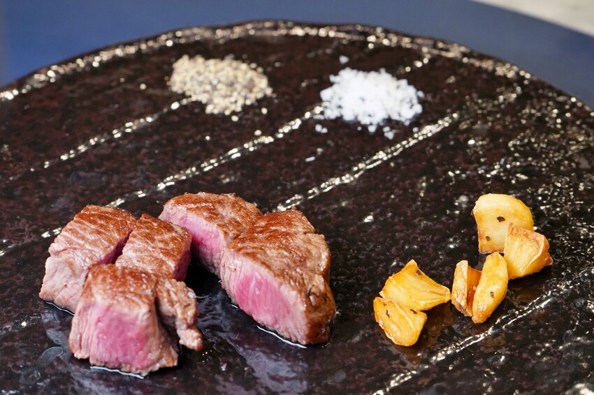 台中市東區台北一位難求無菜單鐵板燒名店，中台灣首店就在這，沒有預約吃不到！