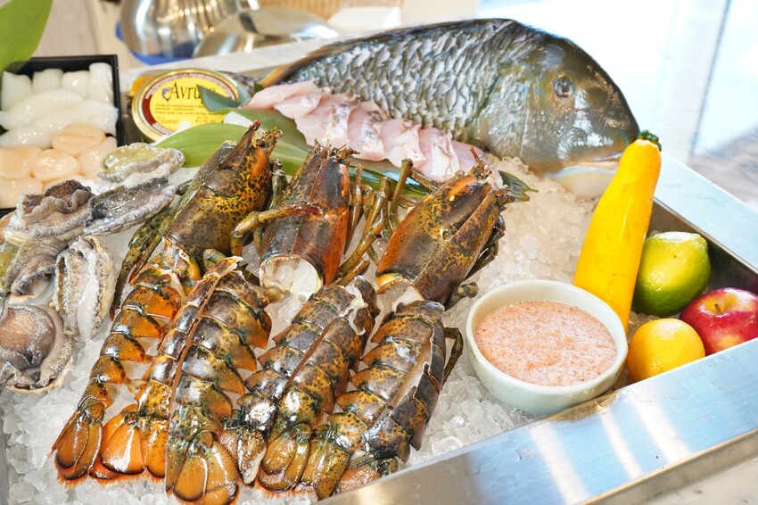 台中市東區台北一位難求無菜單鐵板燒名店，中台灣首店就在這，沒有預約吃不到！