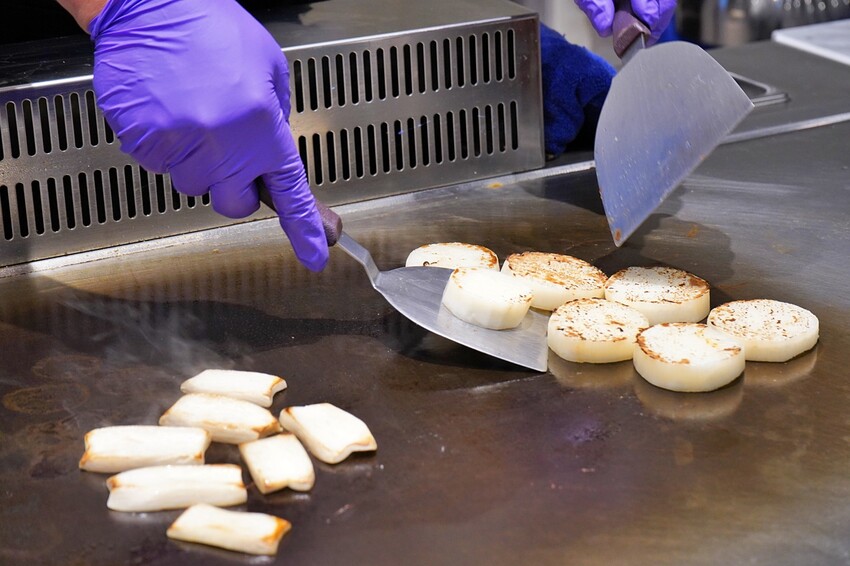 台中市東區台北一位難求無菜單鐵板燒名店，中台灣首店就在這，沒有預約吃不到！