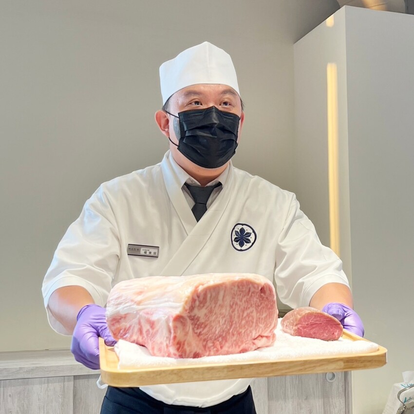 台中市東區台北一位難求無菜單鐵板燒名店，中台灣首店就在這，沒有預約吃不到！