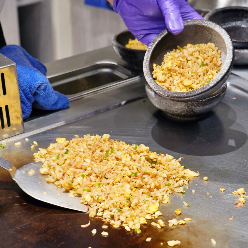 台中市東區台北一位難求無菜單鐵板燒名店，中台灣首店就在這，沒有預約吃不到！