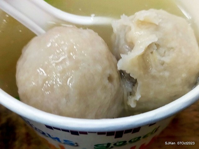 (新竹美食)「周家肉圓」(Meatball and fish ball soup), Hsinchu city, Oct 7, 2023, SJKen