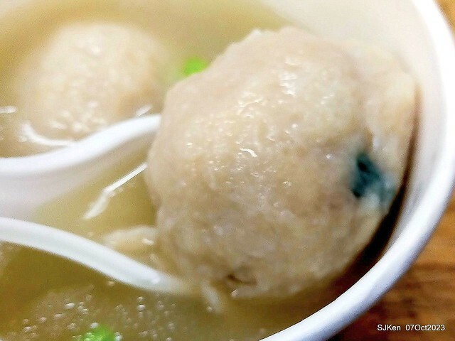(新竹美食)「周家肉圓」(Meatball and fish ball soup), Hsinchu city, Oct 7, 2023, SJKen
