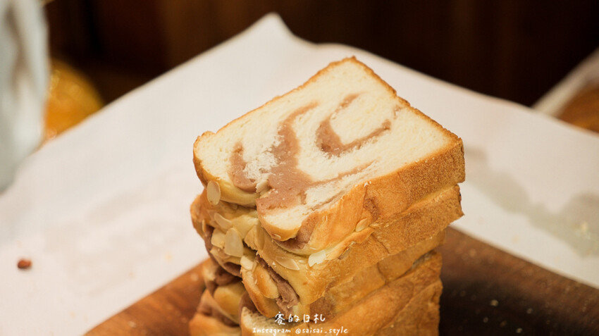 台中市西區永豐吐司 建國店|台中美食|每日限量出爐的葡式蛋塔、鮮奶製成的各種吐司,還有超好吃的蛋黃酥、奶油菠蘿