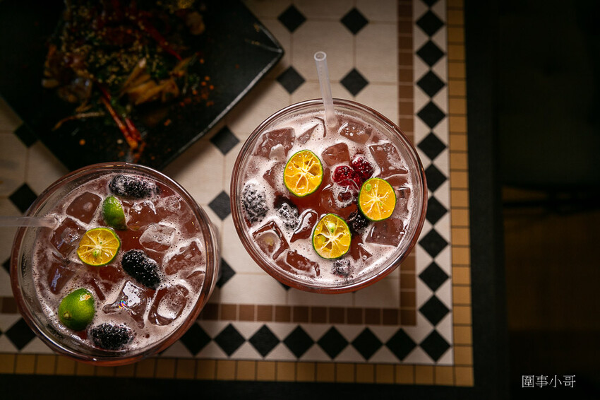 宜蘭蘇澳美食推薦-阿美mama手作廚房,採預約制的超可愛一人小店~濃郁漁港風味餐點美味異常啊啊啊~小米酒特調豪邁又細致呢! @圍事小哥的幸福相框