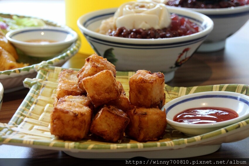 新北市新店區新北/新店 進駐於「文山農場」内,唯一一家餐廳【六堆文山新客家料理】老饕推薦的客家菜與小吃,甜湯銅板價