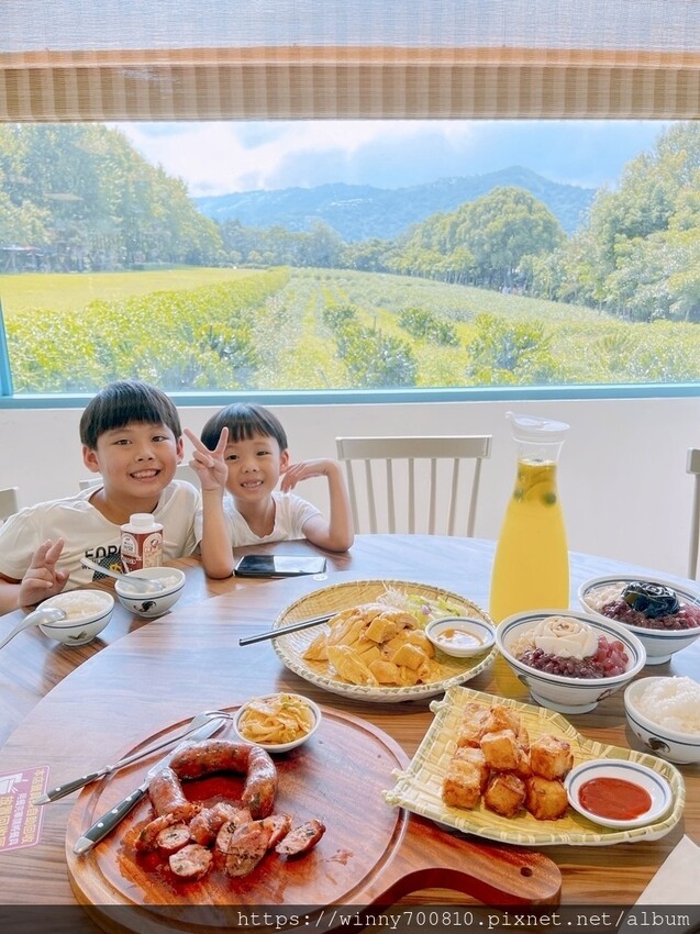 新北市新店區新北/新店 進駐於「文山農場」内,唯一一家餐廳【六堆文山新客家料理】老饕推薦的客家菜與小吃,甜湯銅板價