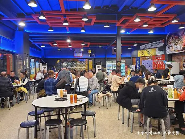 用餐環境-大紅蕃薑母鴨羅東旗艦店 (2).jpg