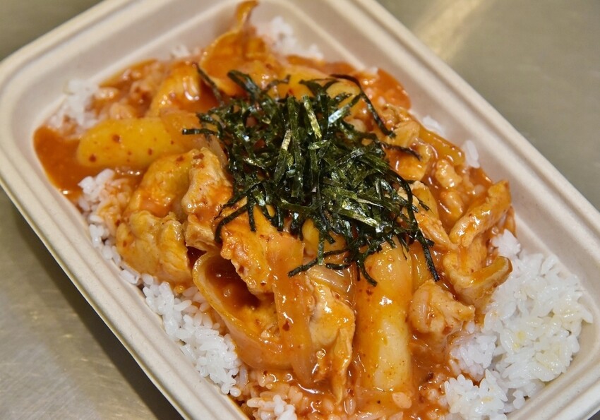 台中東勢美食推薦|舒食提案-澆蓋飯 便當/定食/餐盒 低GI少鹽少油清爽無負擔便當餐盒 東勢必吃美食推薦 |西莉亞玩樂人生 台中東勢美食推薦|舒食提案-澆蓋飯 吃飯吃麵都OK 低GI、