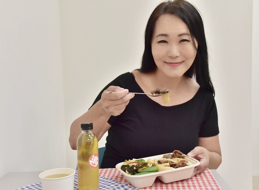 台中東勢美食推薦|舒食提案-澆蓋飯 便當/定食/餐盒 低GI少鹽少油清爽無負擔便當餐盒 東勢必吃美食推薦 |西莉亞玩樂人生 台中東勢美食推薦|舒食提案-澆蓋飯 吃飯吃麵都OK 低GI、