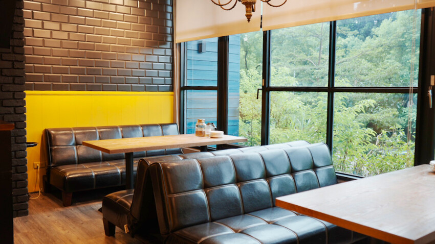 新北市三峽區[三峽美食] 藍爵歐陸餐酒館｜學生聚餐首選「KTV包廂」親子用餐送玩具！