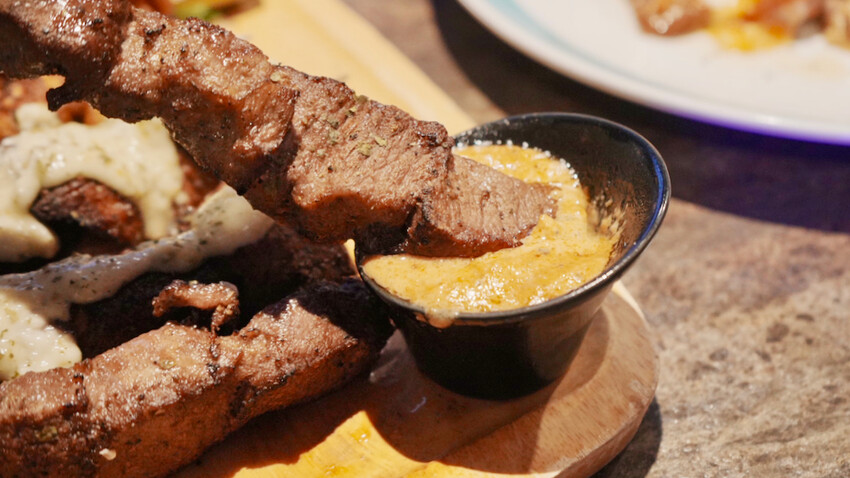 新北市三峽區[三峽美食] 藍爵歐陸餐酒館｜學生聚餐首選「KTV包廂」親子用餐送玩具！