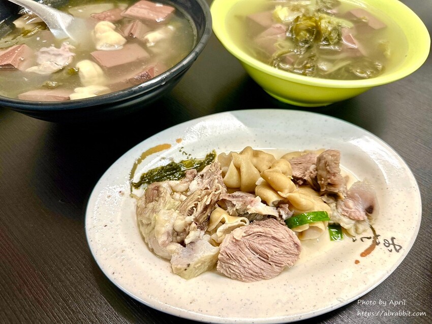 台中市南區民生豬血-台中在地人超愛舊酒廠周邊美食