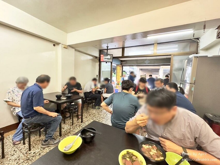 台中市南區民生豬血-台中在地人超愛舊酒廠周邊美食