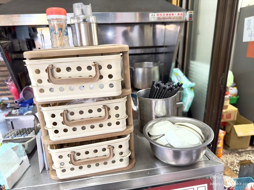 台中市南區民生豬血-台中在地人超愛舊酒廠周邊美食