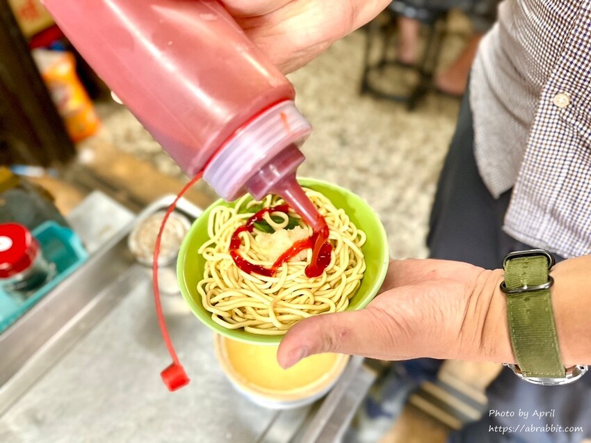 台中市南區民生豬血-台中在地人超愛舊酒廠周邊美食