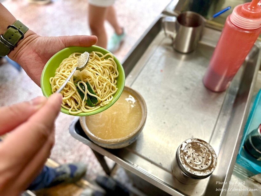 台中市南區民生豬血-台中在地人超愛舊酒廠周邊美食