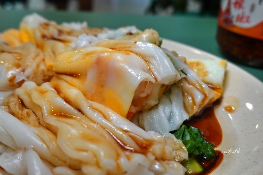 台北市內湖區【台北】何仙姑港式煲仔飯，酥脆鍋巴、軟嫩腸粉，內湖港式煲仔飯