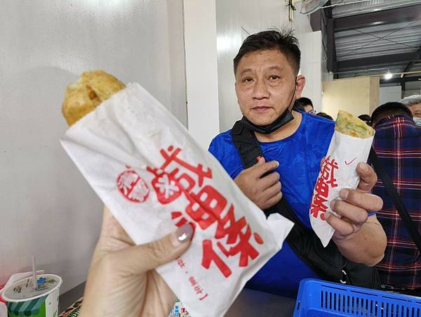 南投埔里清寶鹹油條!在地人激推古早味獨特酥炸口感、多樣配料,排隊也甘願~