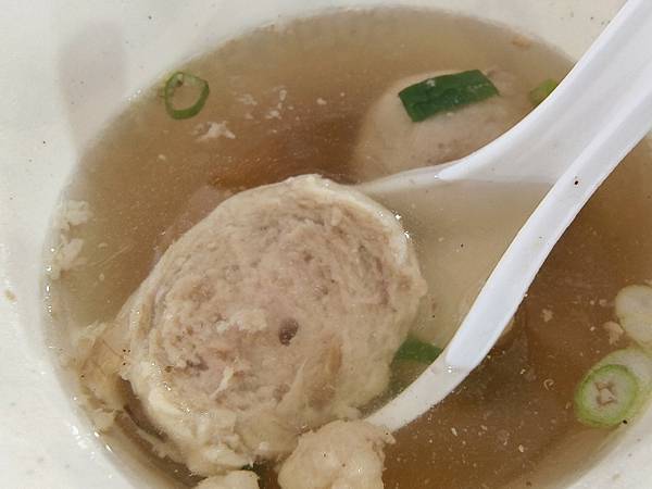 南投埔里清寶鹹油條!在地人激推古早味獨特酥炸口感、多樣配料,排隊也甘願~