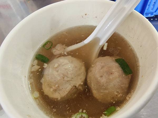 南投埔里清寶鹹油條!在地人激推古早味獨特酥炸口感、多樣配料,排隊也甘願~