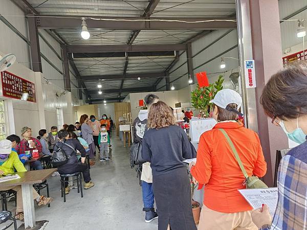 南投埔里清寶鹹油條!在地人激推古早味獨特酥炸口感、多樣配料,排隊也甘願~