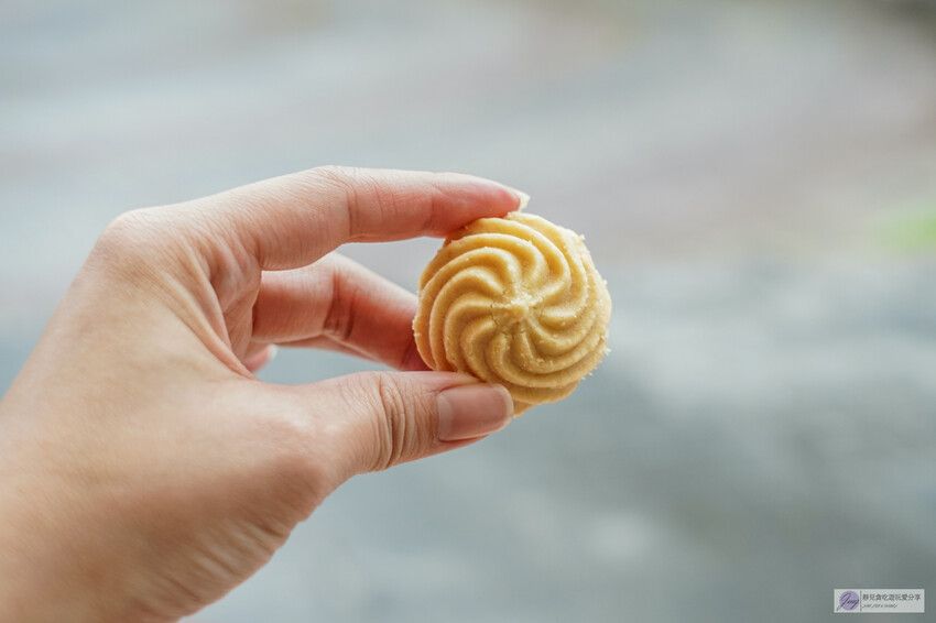 寶才食品行的純芋泥捲和清蛋糕,團購人氣芋頭控絕不能錯過!