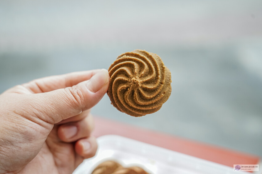 寶才食品行的純芋泥捲和清蛋糕,團購人氣芋頭控絕不能錯過!
