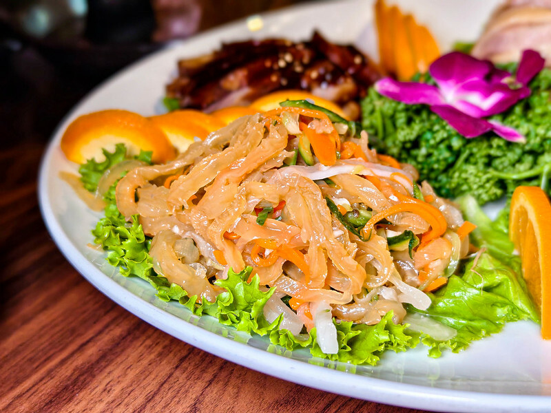 台北大安區隱藏版美味！芙蓉園中餐廳北平烤鴨、酸菜白肉鍋，聚餐首選激推。