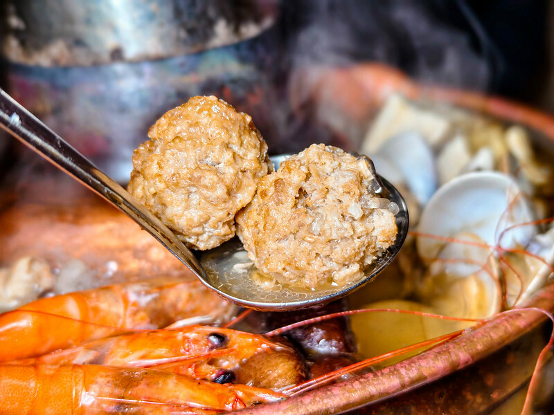 台北大安區隱藏版美味！芙蓉園中餐廳北平烤鴨、酸菜白肉鍋，聚餐首選激推。