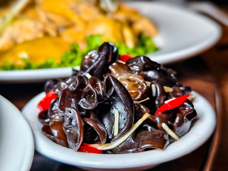 台北大安區隱藏版美味！芙蓉園中餐廳北平烤鴨、酸菜白肉鍋，聚餐首選激推。