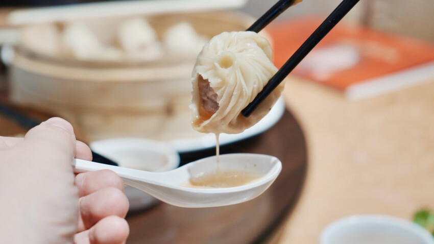 台北市大安區[台北美食] 芙蓉園中餐廳｜高CP值！8人合菜只要2000元！必點北平烤鴨＆點心