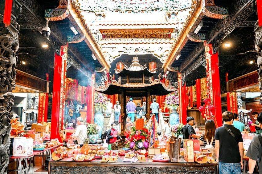 台中市大甲區台中大甲小吃|煎百味煎餅果子1店-酥香料多的流行小吃,口感豐富層次感佳!!|大甲鎮瀾宮周邊美食