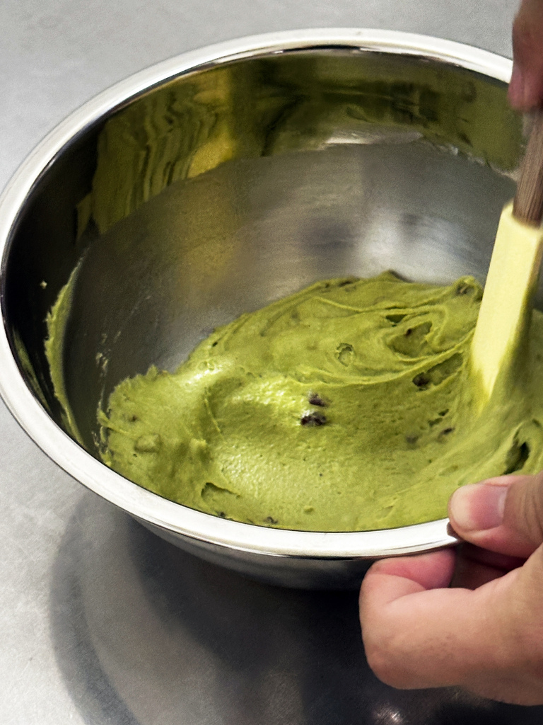 屏東伴手禮推薦｜沐上甜點：16種口味瑪德蓮蛋糕｜屏東中秋禮盒