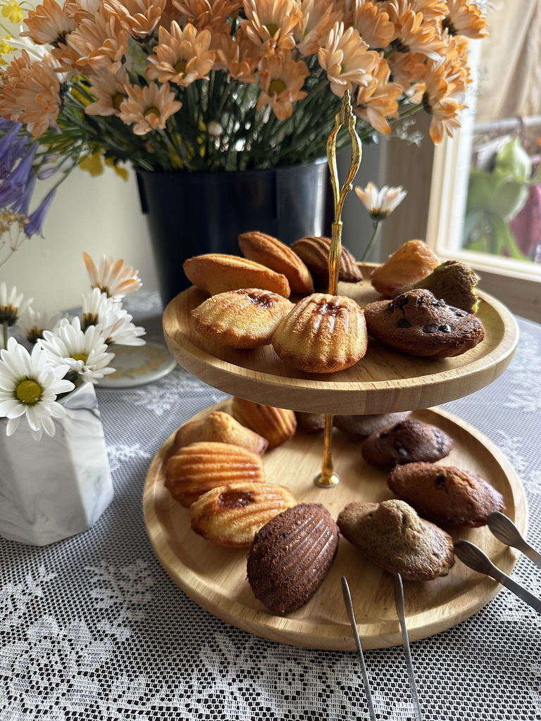 屏東伴手禮推薦｜沐上甜點：16種口味瑪德蓮蛋糕｜屏東中秋禮盒