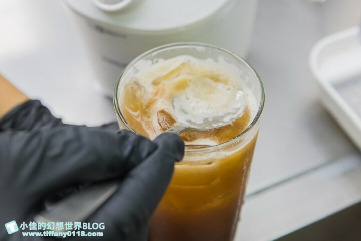 手搖飲控必喝！台南超人氣「鮮自然手搖飲」插旗西門町！主打93度精萃烏龍茶