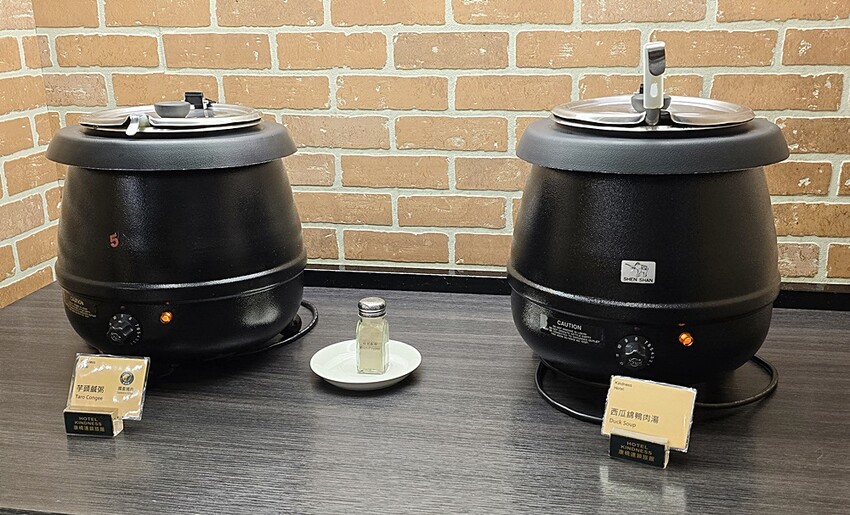 高雄住宿推薦｜康橋商旅六合夜市七賢館，緊鄰捷運美麗島站、六合夜市，入住享免費下午茶、宵夜、早餐自助百匯！！