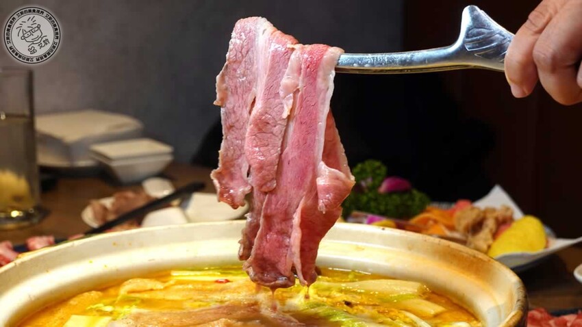 台北雞湯界LV！欣欣百貨必吃星曜雞湯，人蔘雞湯火鍋超好喝必吃。