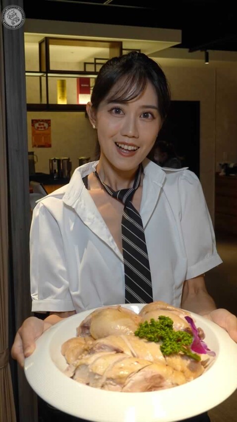 台北雞湯界LV！欣欣百貨必吃星曜雞湯，人蔘雞湯火鍋超好喝必吃。