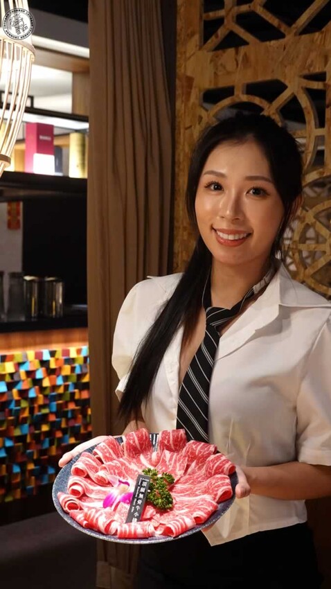 台北雞湯界LV！欣欣百貨必吃星曜雞湯，人蔘雞湯火鍋超好喝必吃。